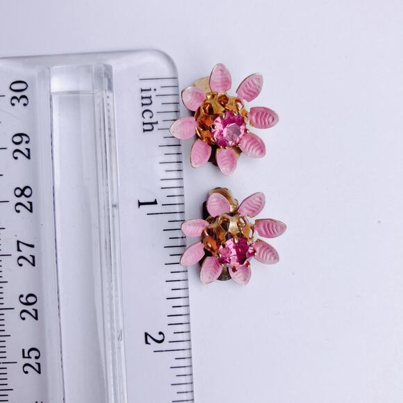 VTG Mid Century Signed Austria Pink Enamel Rhinestone Flower Clip On Earrings - Picture 10 of 13